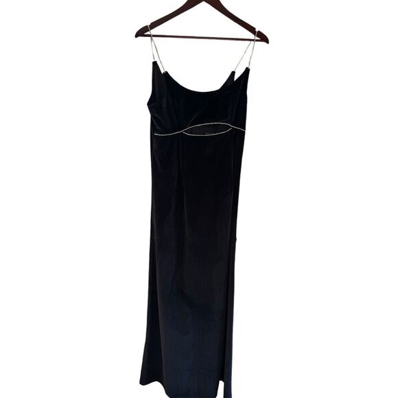 LULU’S NWT Gala Glam Black Velvet Rhinestone Cutout Mermaid Maxi Dress $88 MSRP - Picture 2 of 13